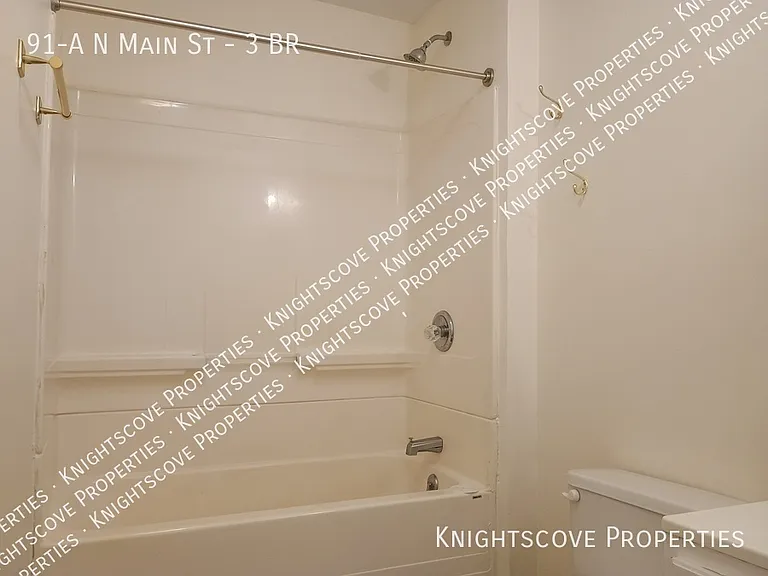 91A N Main St #3 BR — Photo 31