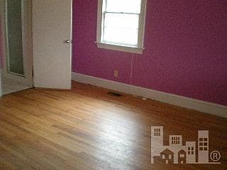 5th image of 830 E Memorial Drive