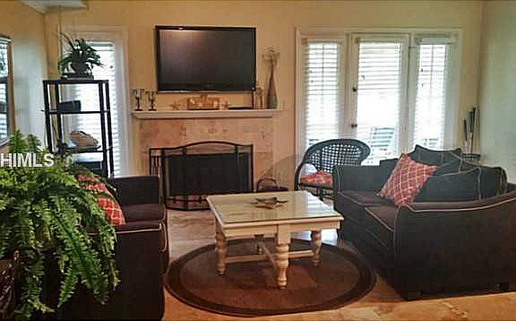 4th image of 70 Shipyard Dr APT 102