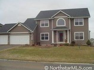 3925 Games Dr, Saint Bonifacius, MN 55375