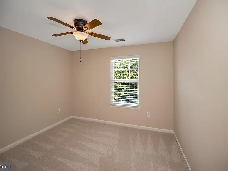 48 Savannah Ct — Photo 39