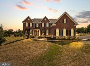 25826 Janes Ct, Chantilly, VA 20152