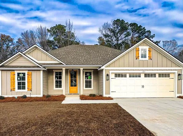 363 Barry Field Cir, Hahira, GA 31632