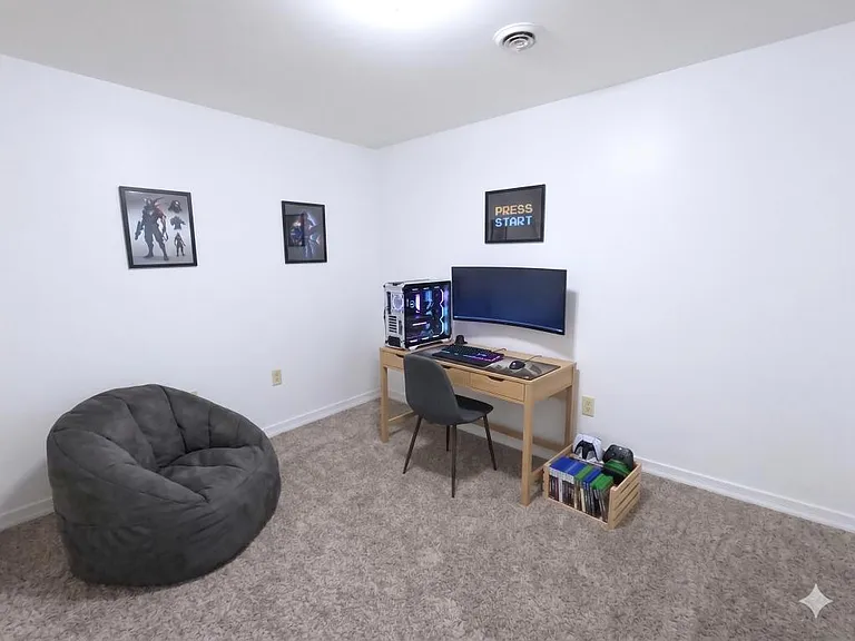 610 Race St #4 — Photo 11