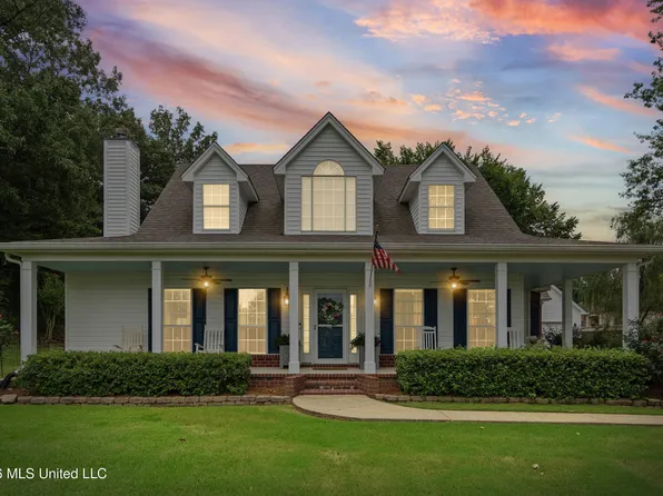 8805 Robertson Ln N, Olive Branch, MS 38654