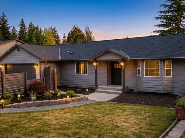 939 James Way, Camano Island, WA 98282