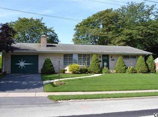 730 Hillcrest Rd, Hershey, PA 17033