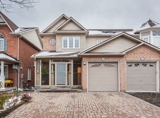 85 NE Maple Ridge Cres E, Markham, ON L6E 1T8