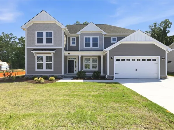 322 Rhapsody Dr, Suffolk, VA 23435