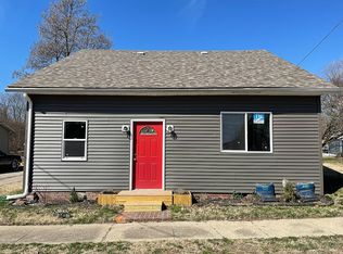 507 NW 9th St, Washington, IN 47501