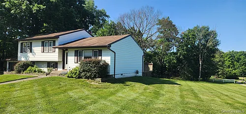 13 Amy Rd Photo 1