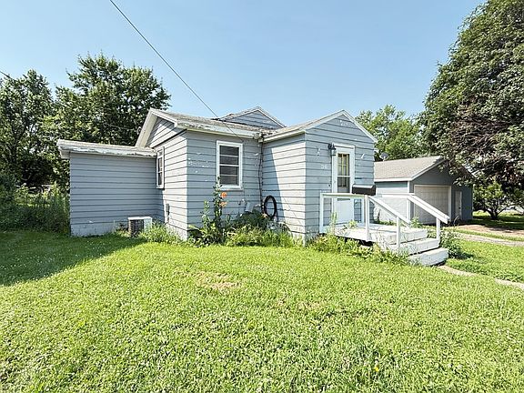 3rd image of 36 E Ronning Ave