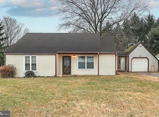 625 Cortland Dr, York, PA 17403