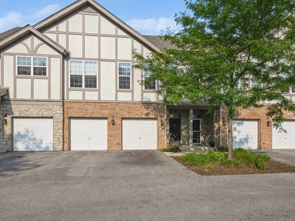 250 Rosehall Dr Unit 260, Lake Zurich, IL 60047