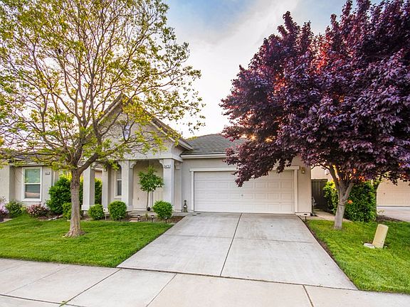 2nd image of 5475 Banfield Dr