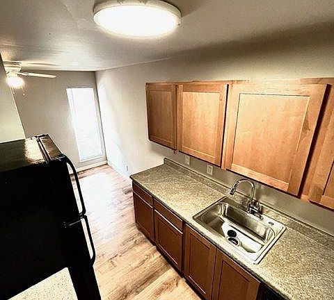 2nd image of 3832 Lemay Village Ln