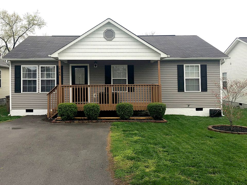 1st image of 2744 Gaston Ave