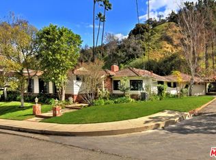 3520 Loadstone Dr, Sherman Oaks, CA 91403