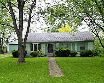 1st image of 8318 W Ellsworth Pl