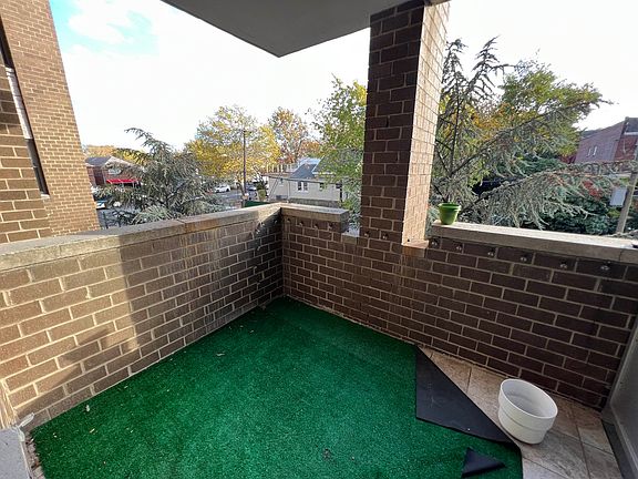 2nd image of 830 Magenta St APT 1A
