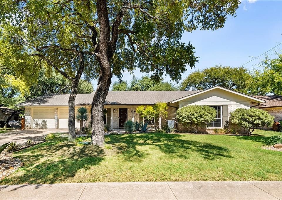 1st image of 1905 Deepwood Dr
