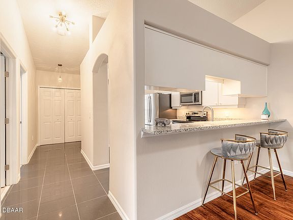 5th image of 3534 Forest Branch Dr APT F
