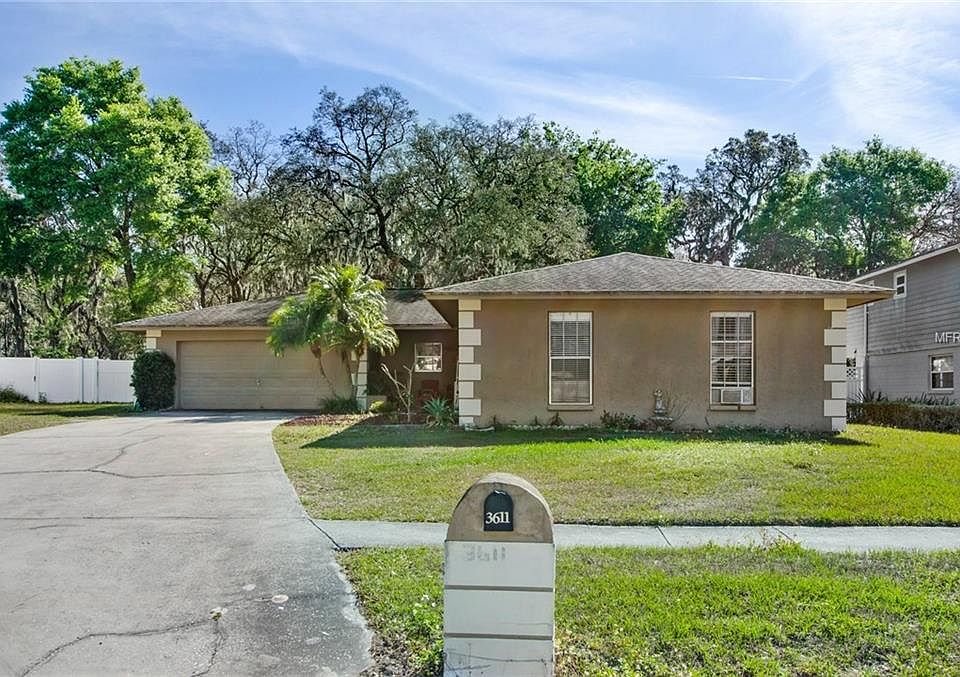 1st image of 3611 Woodhill Dr