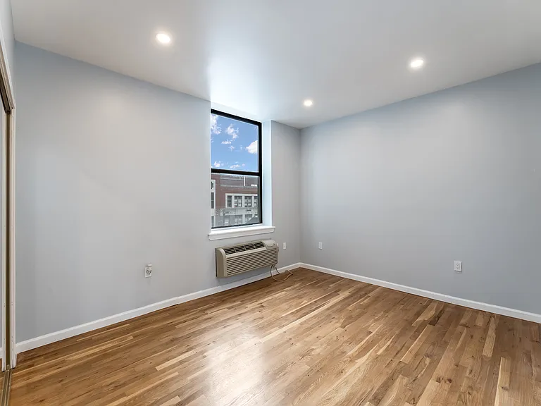 44 Sherman Ave #4B — Photo 20