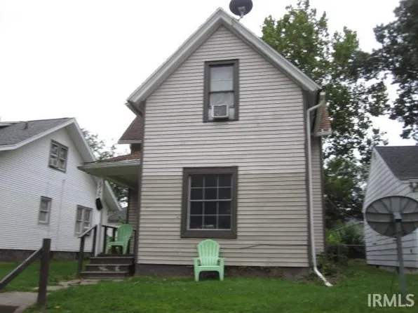 826 E Dayton St, South Bend, IN 46613