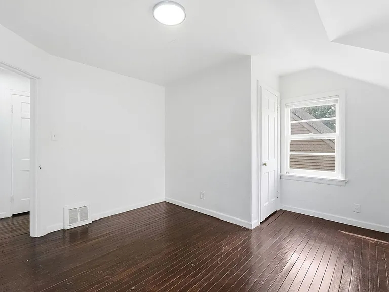 4029 Weisser Park Ave — Photo 21