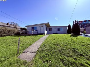 63757 Harriet Rd, Coos Bay, OR 97420