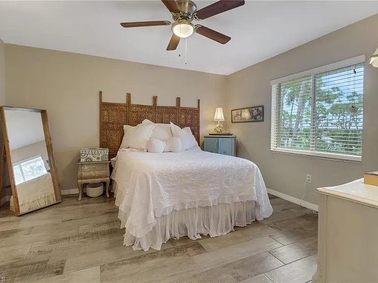 3002 Sandpiper Bay Cir #A305 — Photo 11