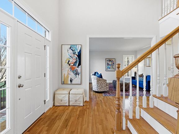 3rd image of 103 Raven Stone Ct