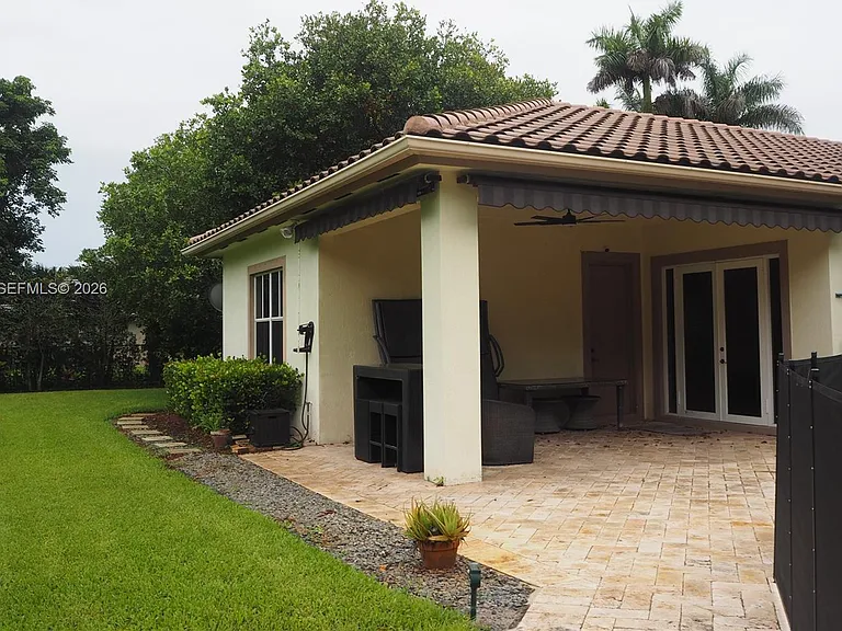 2750 Jockey Cir E — Photo 25