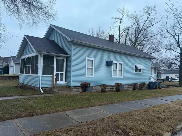 215 W Washington St, Culver, IN 46511