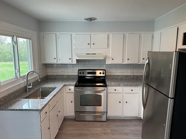 52 Arcadia Rd #B — Photo 3