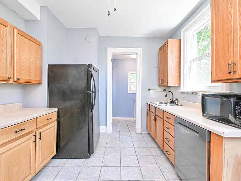 4264 Williamson Pl #2 — Photo 2