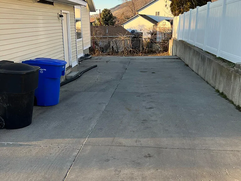 149 E Glover Ln — Photo 14
