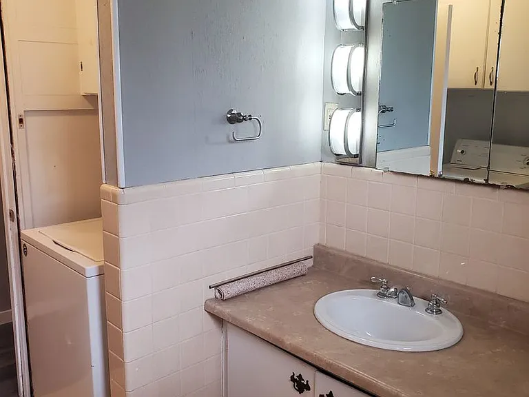 1711 SW Kent Pl — Photo 18