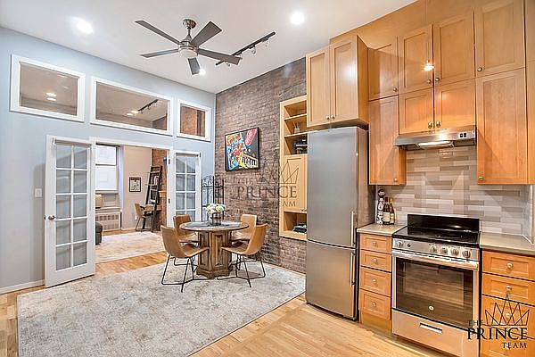 1st image of 23 10th St APT 305