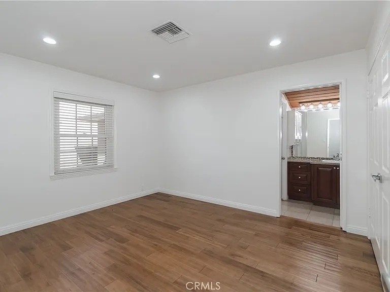 6313 Bluebell Ave — Photo 14
