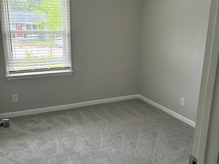 1008 Ancroft Ave — Photo 9