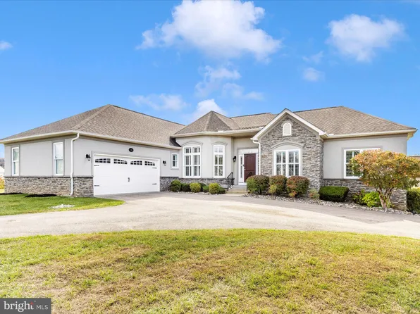 11 Gladhill Dr, Middletown, MD 21769