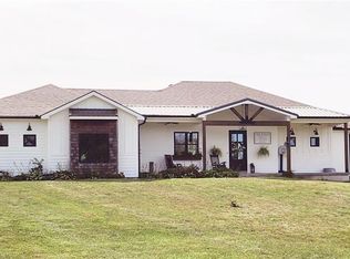 36805 E Church Rd, Oak Grove, MO 64075