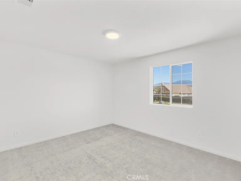 1758 Ace St — Photo 7