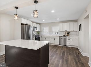 19 Baltimore St, Spring Grove, PA 17362