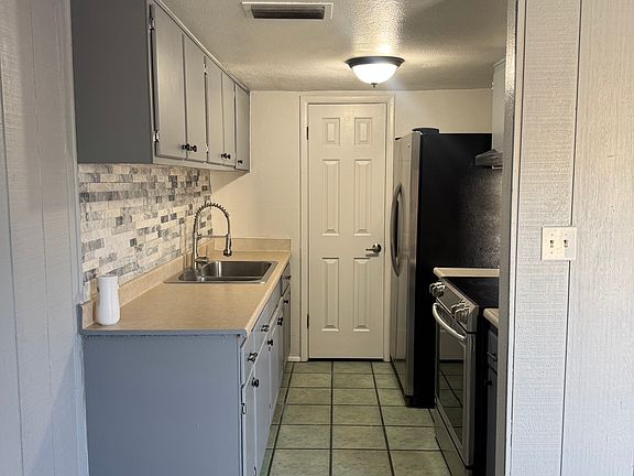 4th image of 5434 W Culver St