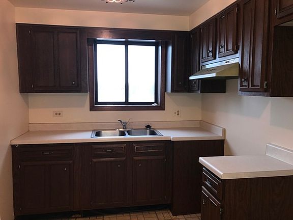 4th image of 2333 N Neva Ave APT 208