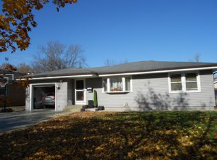 20 W Division St, Villa Park, IL