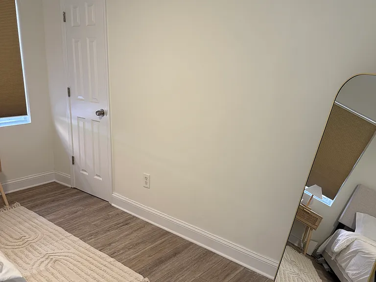 821 Barnett St NE #1 — Photo 6
